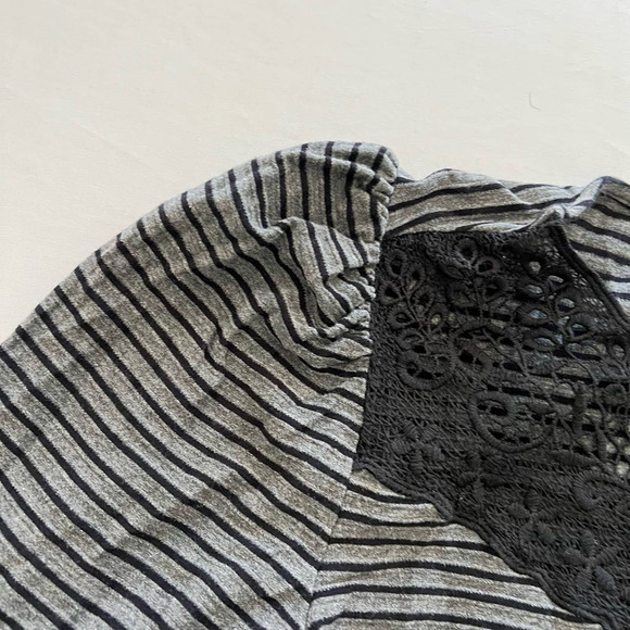 LOFT Petites Gray Dress black stripes lace trim SP - Picture 4 of 7